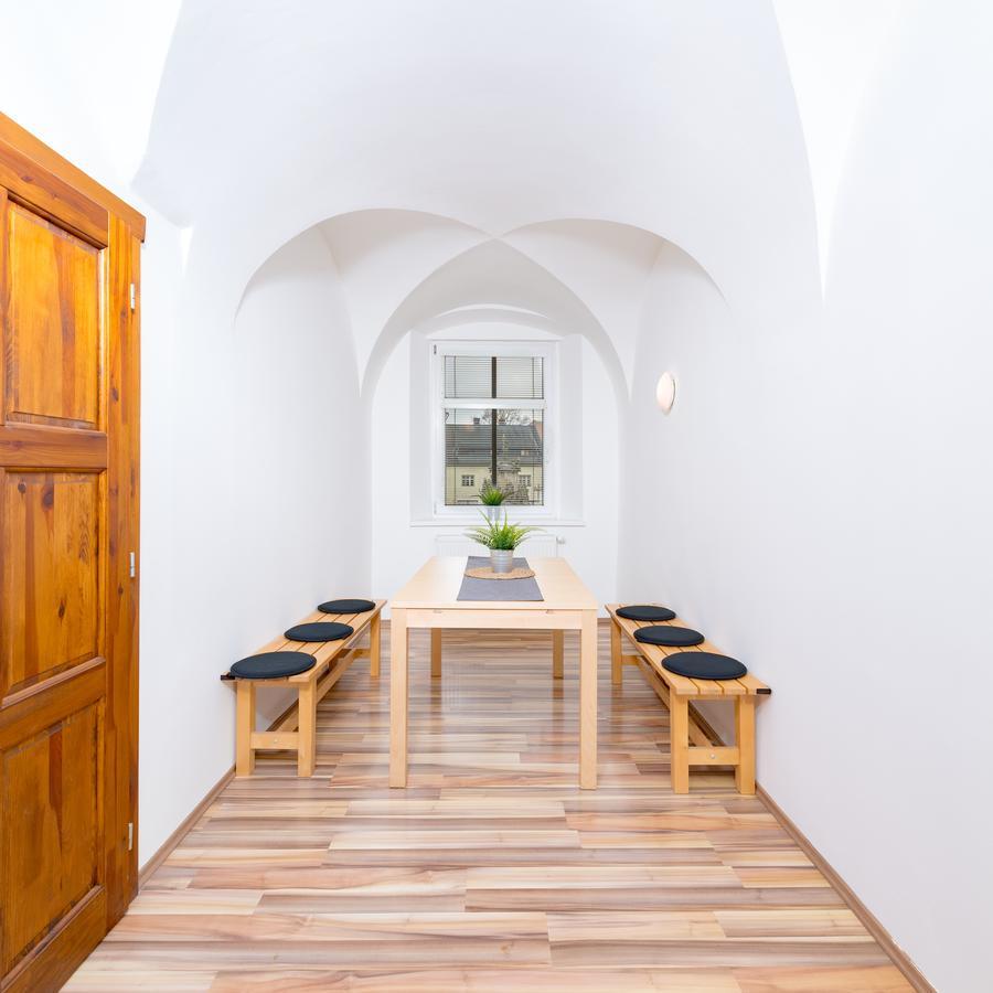 Penzion, Restaurant Gloria Chrastava Eksteriør bilde
